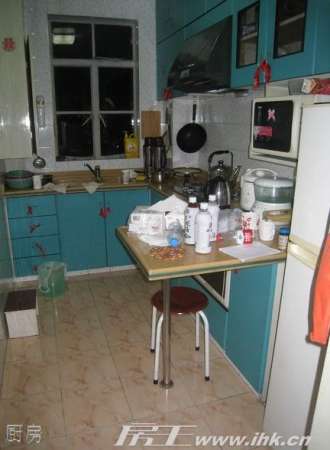 三门路358弄小区房屋出租_租金2400.00\/月房