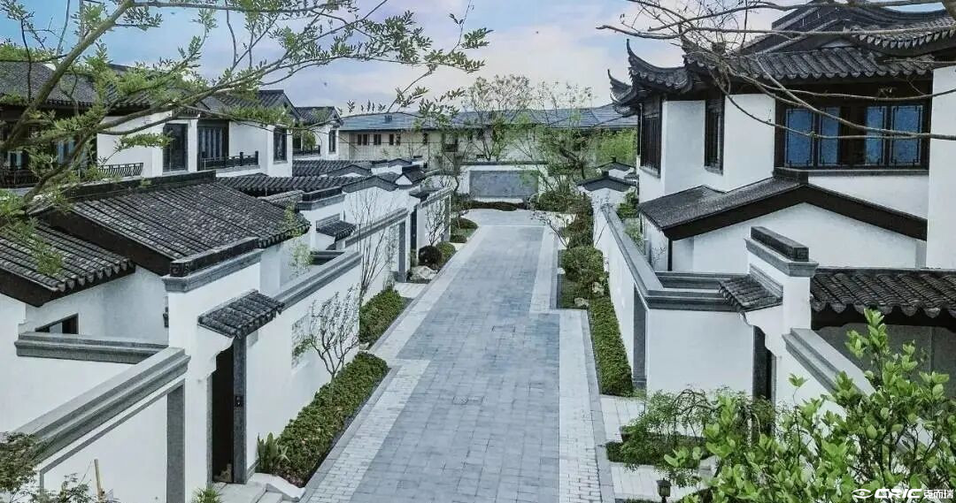 湖光山色别墅