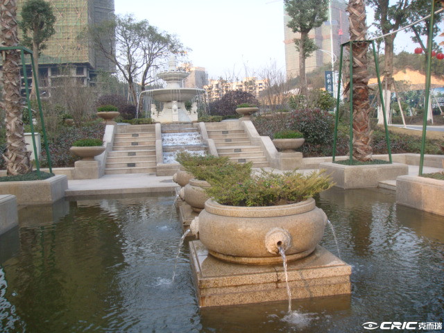 保利·麓谷林语