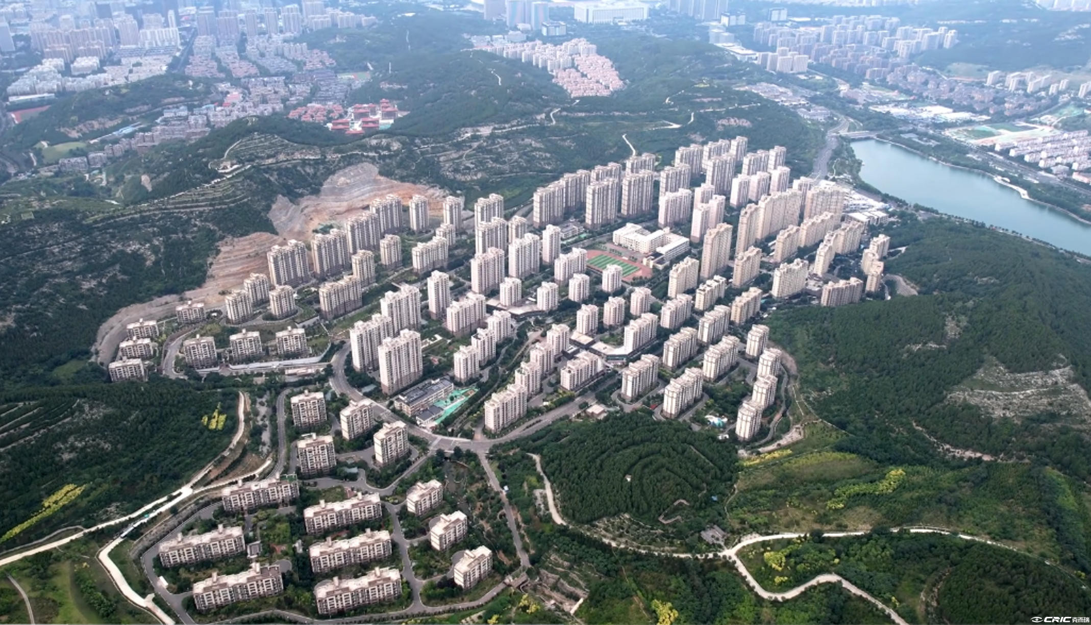 西江华府
